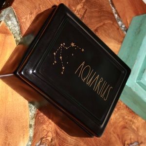 Rae Dunn AQUARIUS RARE zodiac jewelry box  NWT